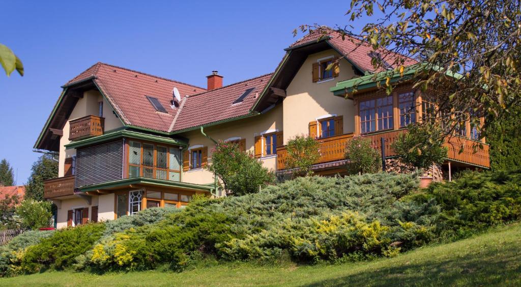 Ferienwohnungen Soravia Gamlitz Extérieur photo
